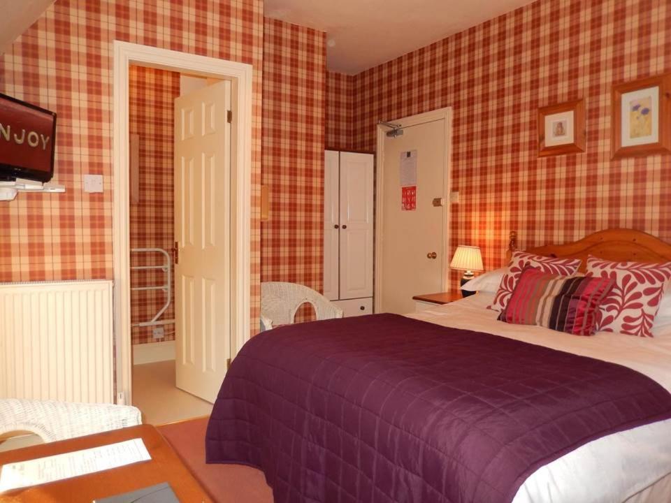 Bed & Breakfast Athol House